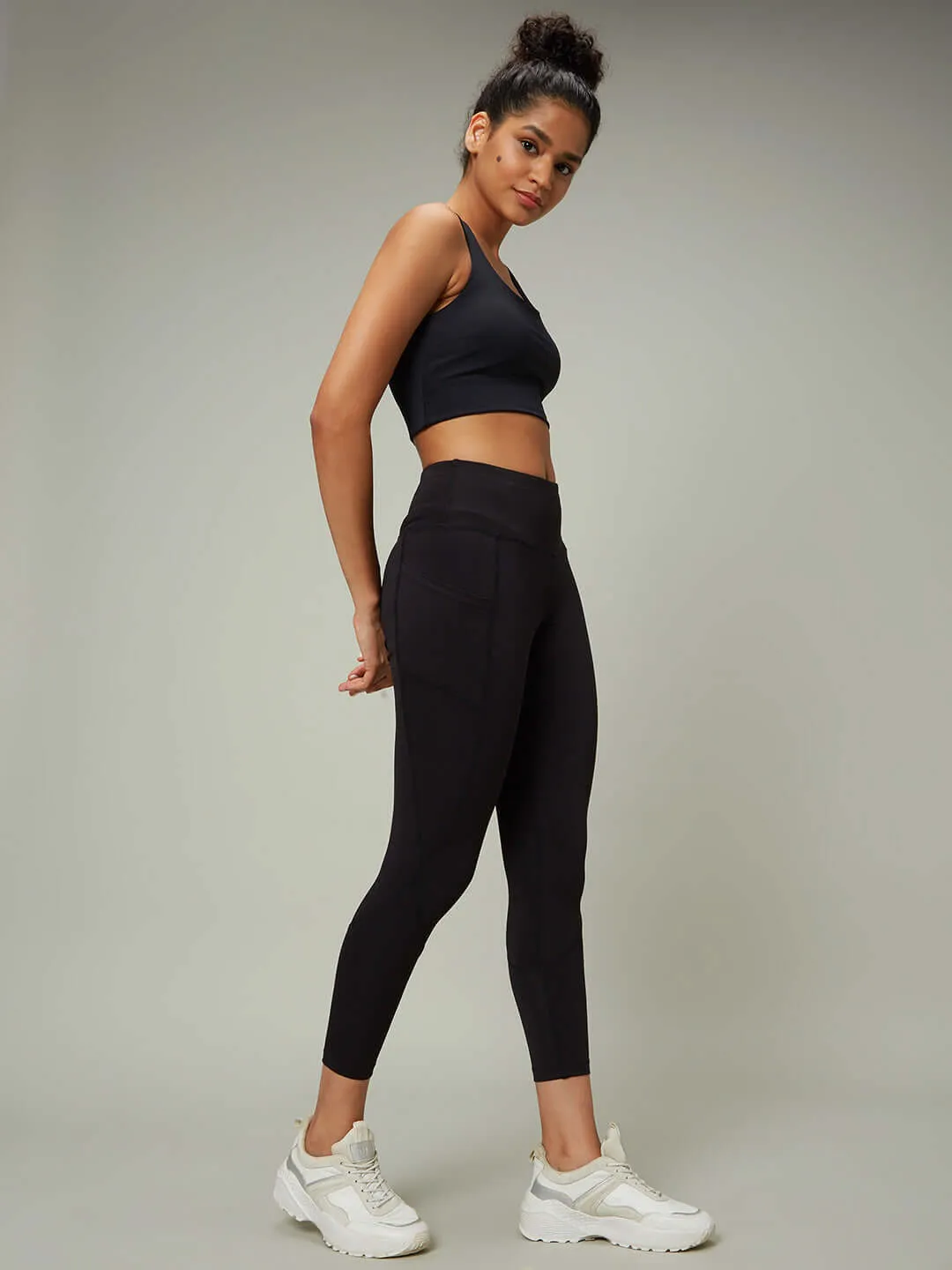 Black High Impact Action Bra & Aura Leggings