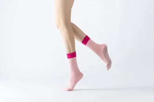 Colourblock Grip Socks (2 Colours)