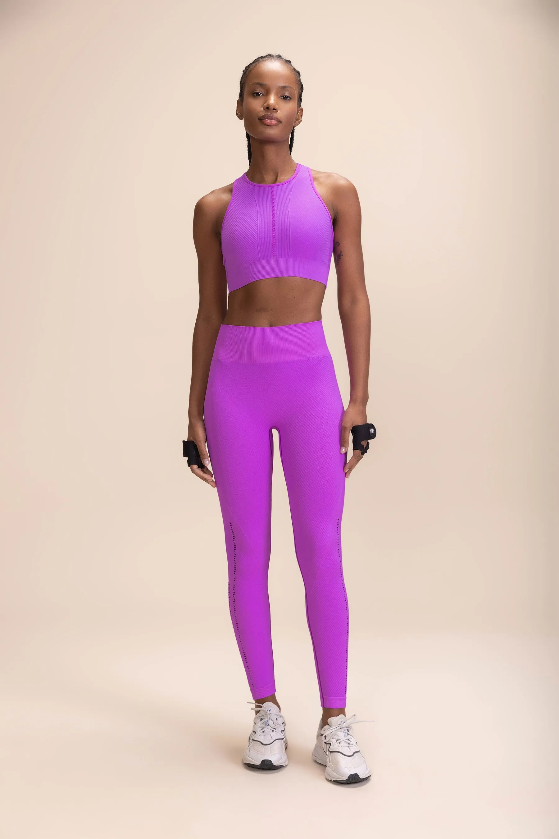 Dynamic Seamless Sports Bra