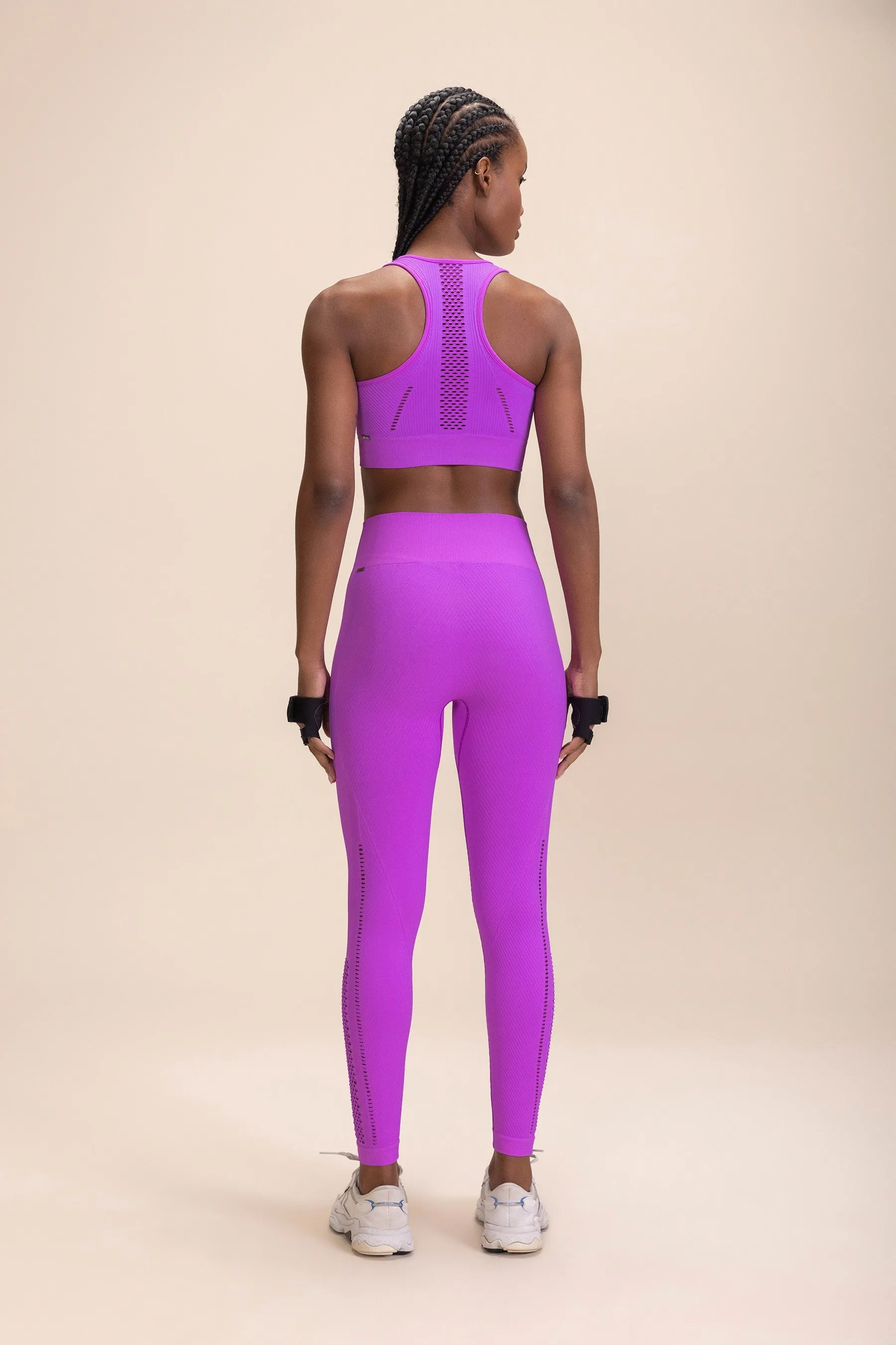 Dynamic Seamless Sports Bra