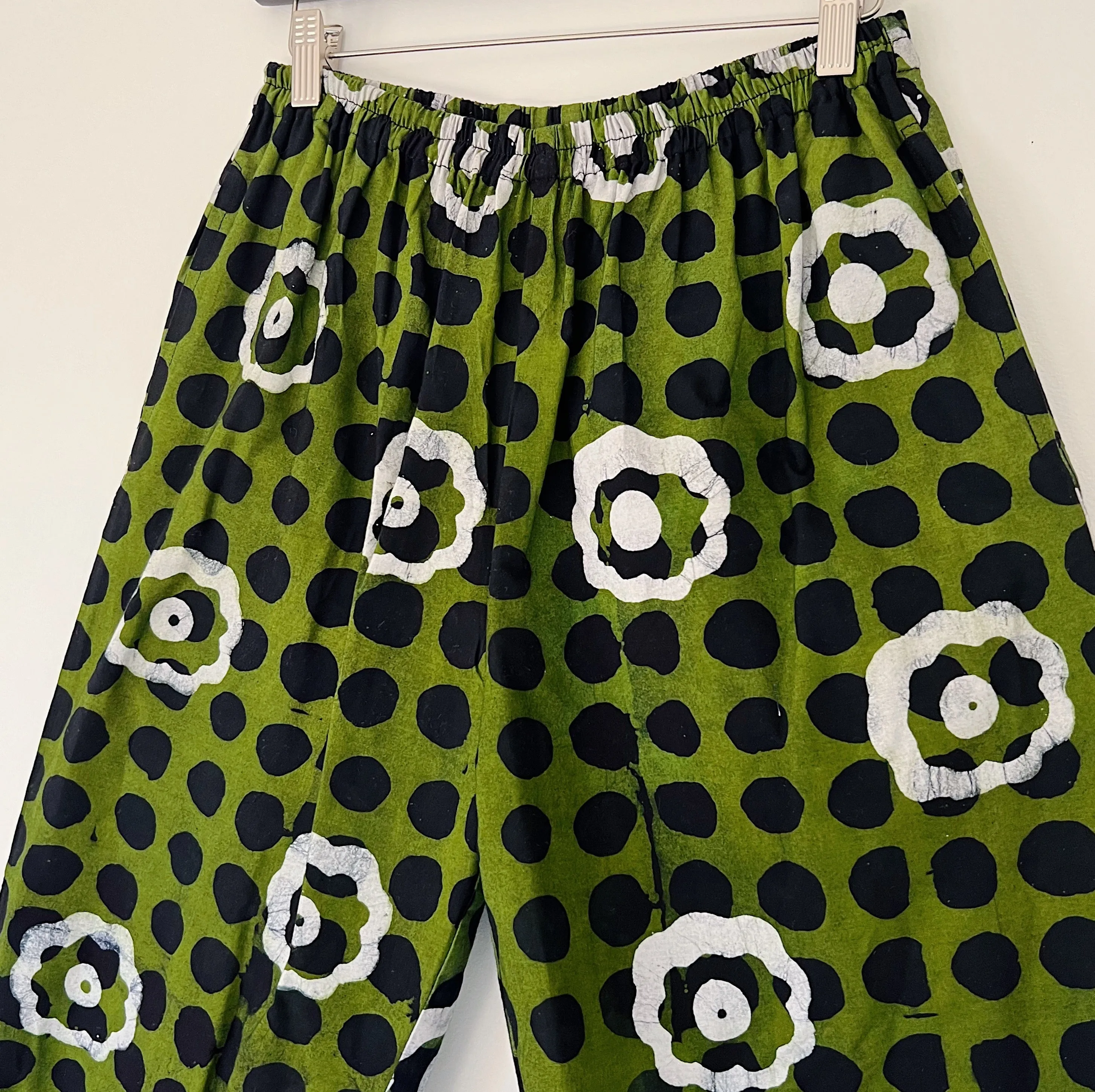 Fahari Bazaar | Lazy Pants in White Daisy on Green Print