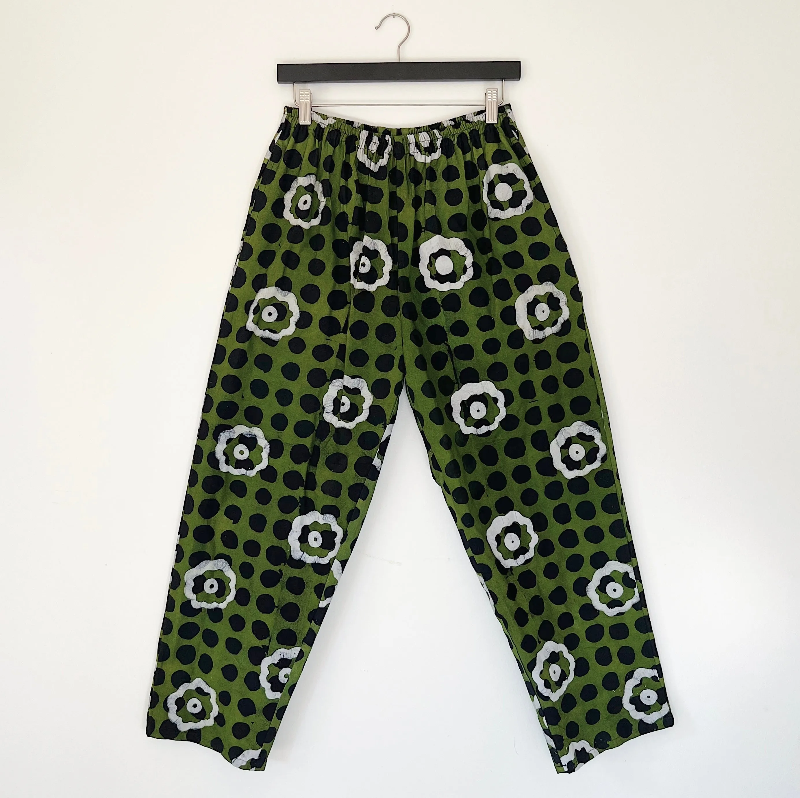 Fahari Bazaar | Lazy Pants in White Daisy on Green Print