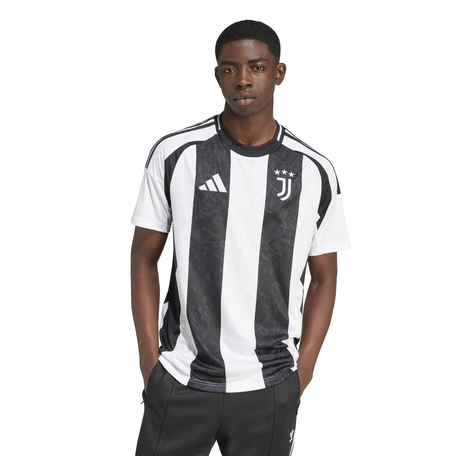 Juventus 24/25 Home Jersey