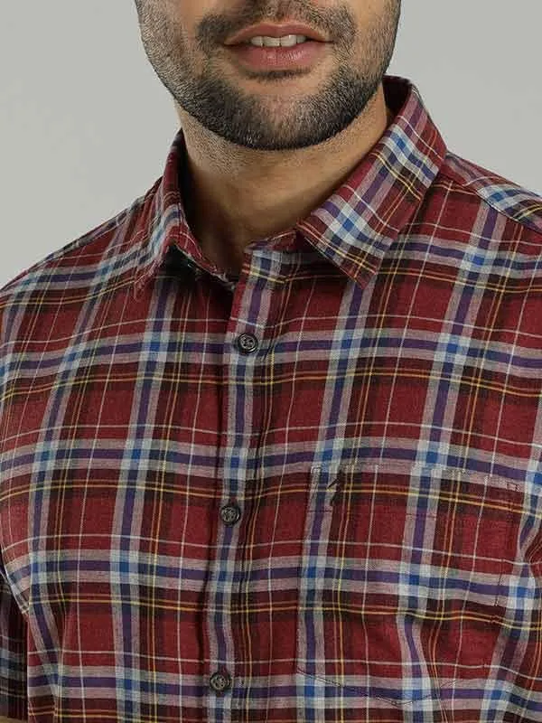 Men Checked Half Sleeve Cotton Shirt