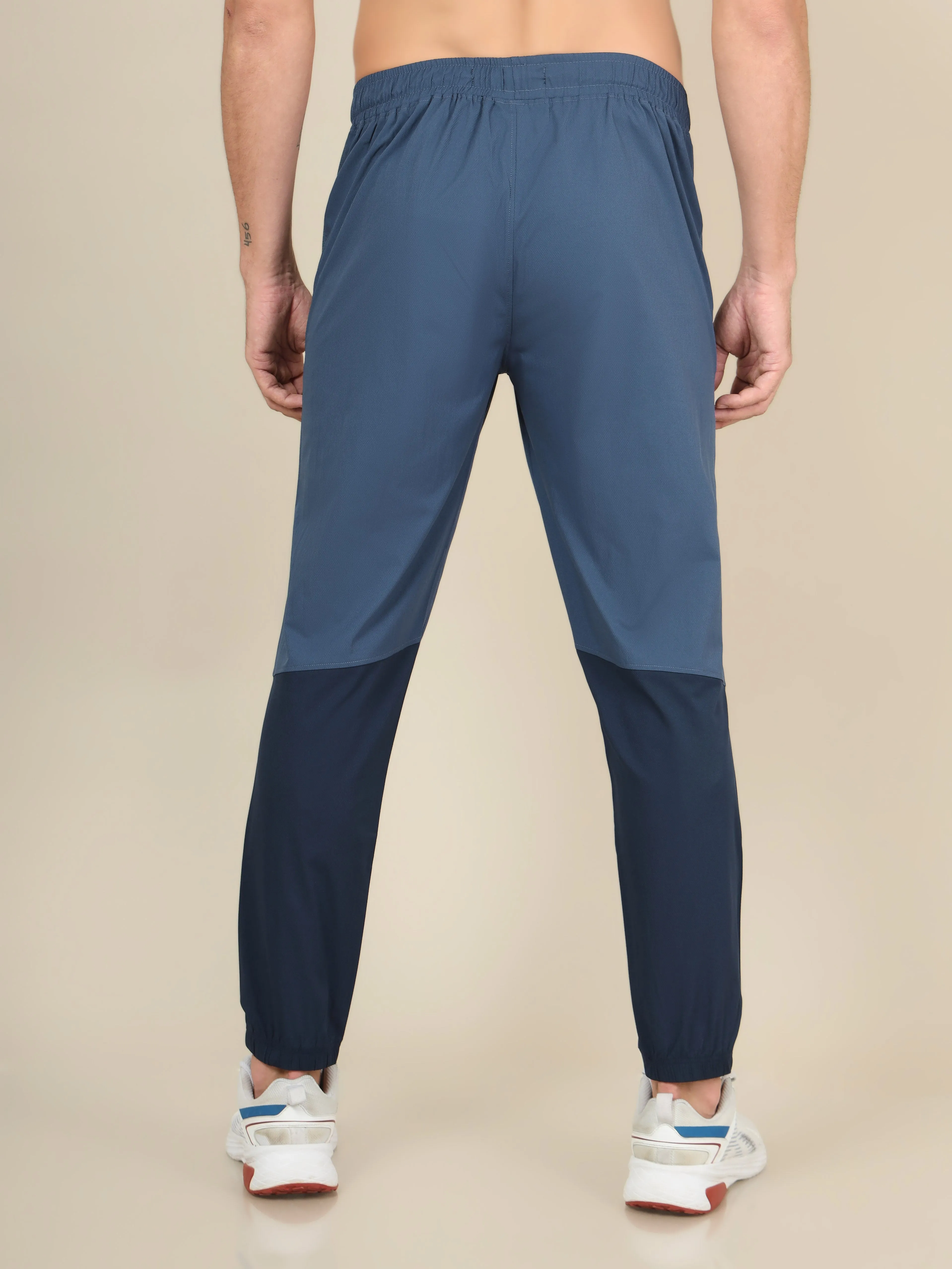 Men Colorblock Slim Fit Joggers with TECHNOLITE STRETCH