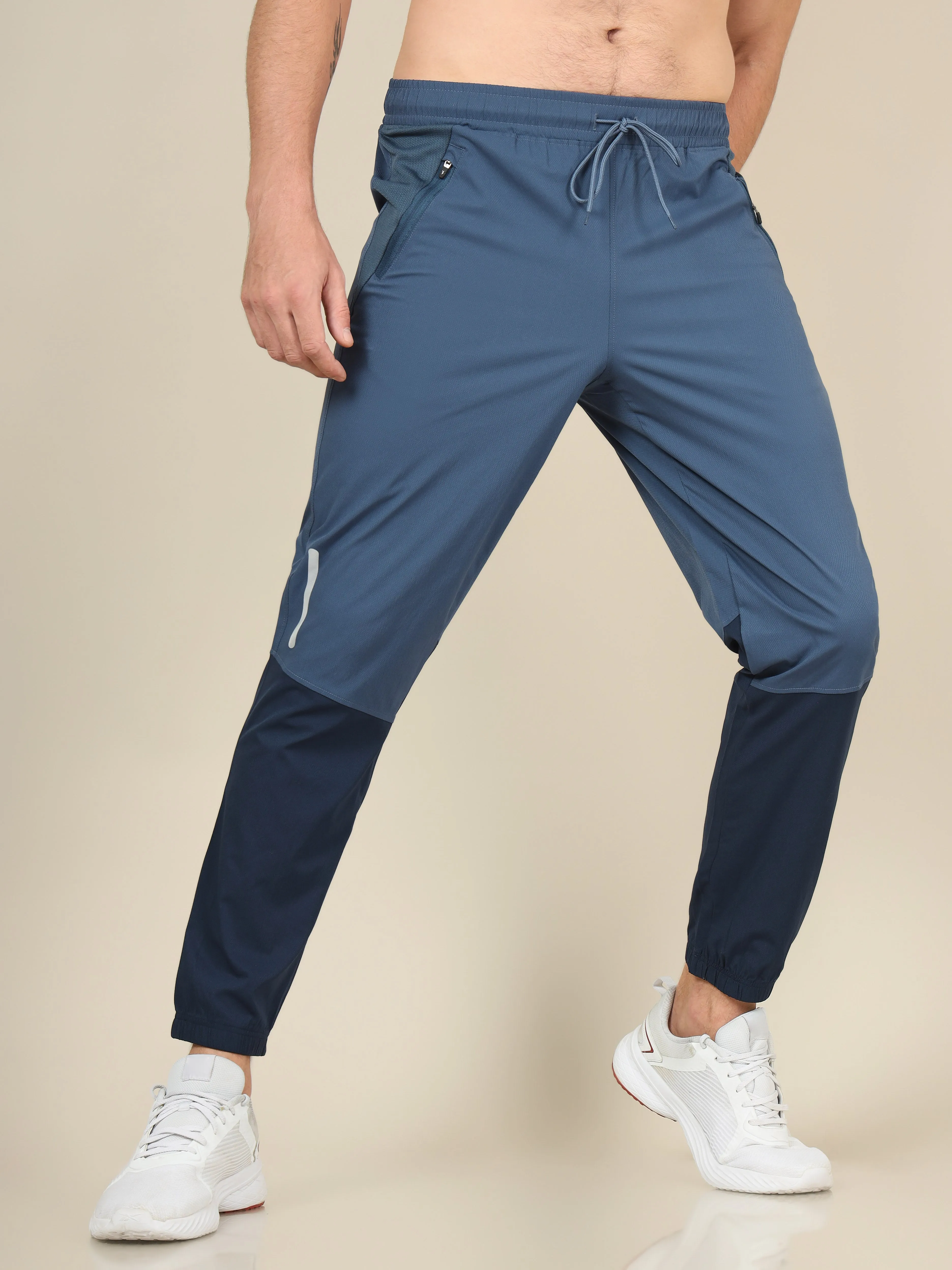 Men Colorblock Slim Fit Joggers with TECHNOLITE STRETCH