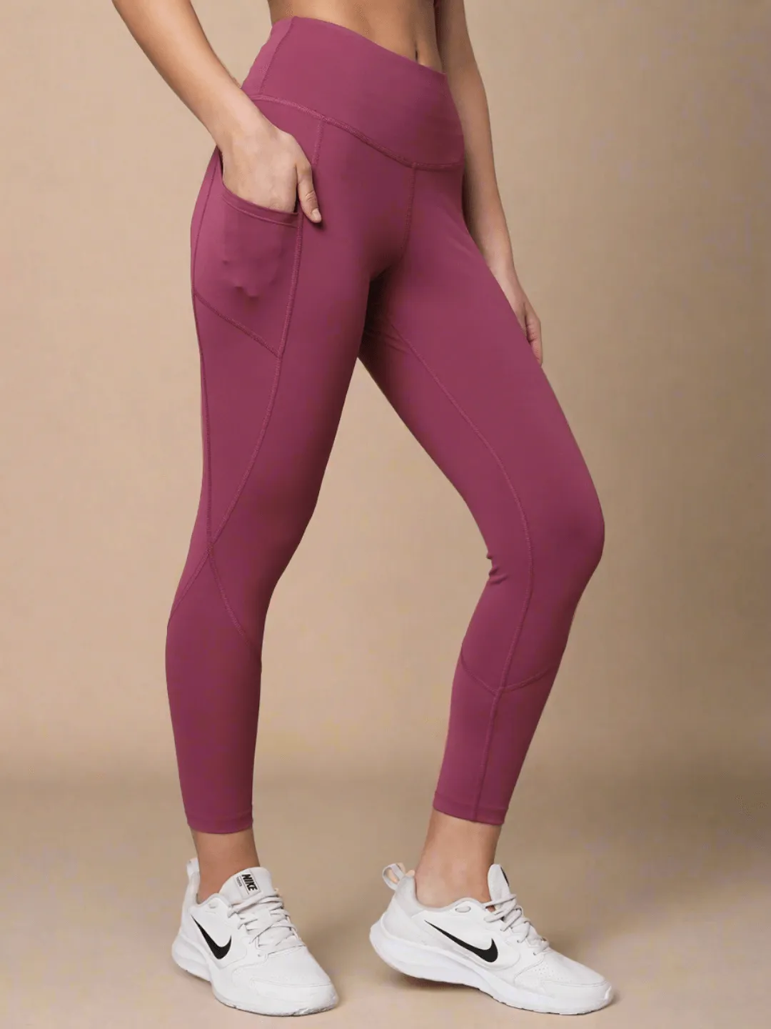 Tulip Wood High Impact Action Bra & Aura Leggings